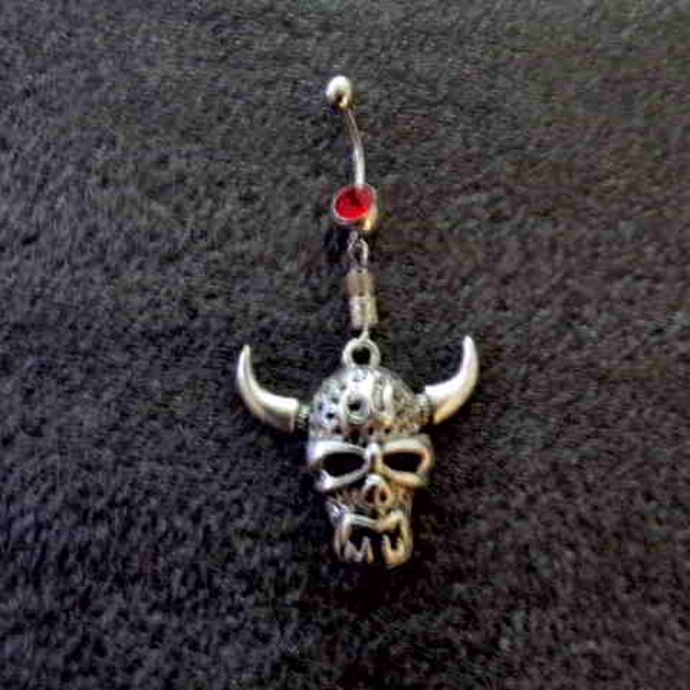 Navel Piercing ~ Skull W/ Horns